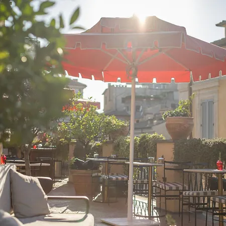 9Hotel Cesari